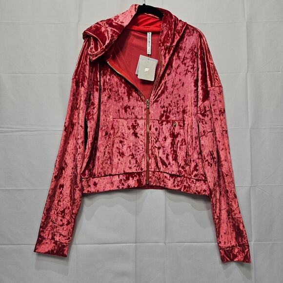 Fabletics Crushed Velour Full Zip Strawberry Red Crop Jacket Size Large - Picture 1 of 7